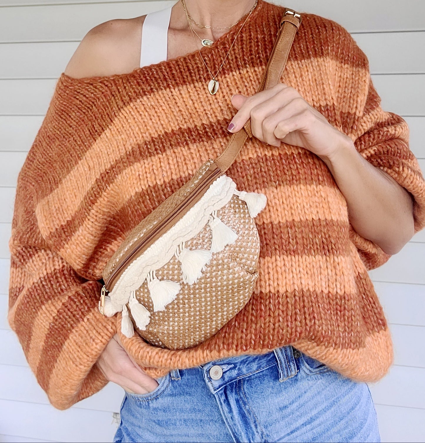 Baja Kiss Crochet Sling Bag